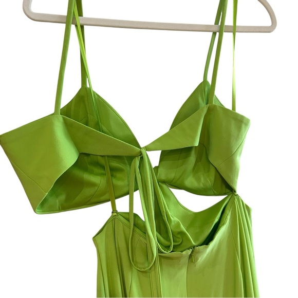 IEENA for Mac Duggal Cutout Strappy Back Column Dress Sz 8 Green Maxi Gown - Picture 10 of 15